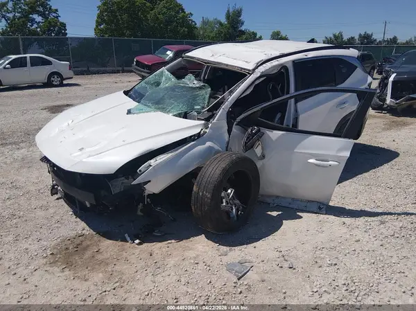 5NMJB3AE0NH103758 2022 HYUNDAI TUCSON - Image 2
