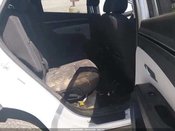 5NMJB3AE0NH103758 2022 HYUNDAI TUCSON - Image 8
