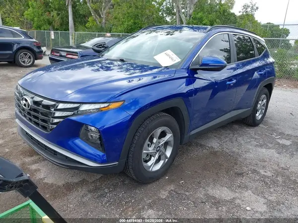 5NMJB3AE0NH159070 2022 HYUNDAI TUCSON - Image 2