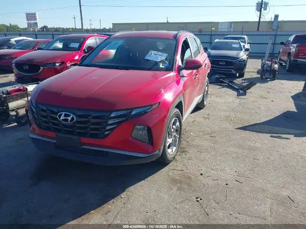 5NMJB3AE0PH226883 2023 HYUNDAI TUCSON - Image 2