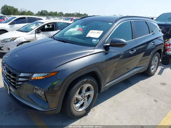 5NMJB3AE1NH008268 2022 HYUNDAI TUCSON - Image 2