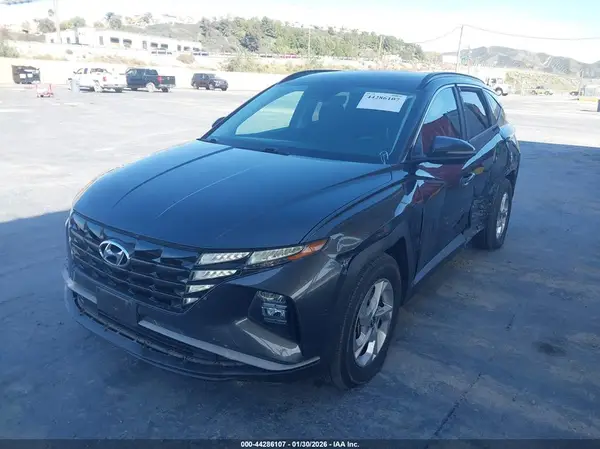 5NMJB3AE1NH013504 2022 HYUNDAI TUCSON - Image 2