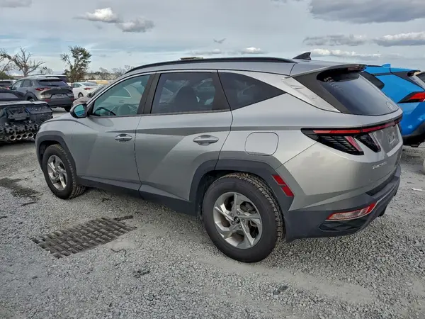5NMJB3AE1NH030058 2022 HYUNDAI TUCSON - Image 2