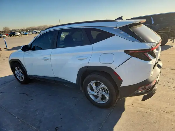 5NMJB3AE1NH041805 2022 HYUNDAI TUCSON - Image 2