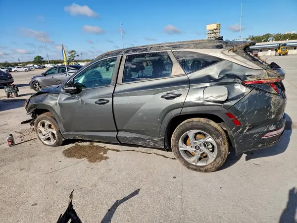 5NMJB3AE1NH044817 2022 HYUNDAI TUCSON - Image 2