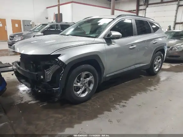 5NMJB3AE1NH106541 2022 HYUNDAI TUCSON - Image 2