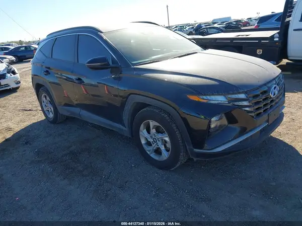 5NMJB3AE1NH130967 2022 HYUNDAI TUCSON - Image 1