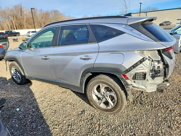 5NMJB3AE2NH011566 2022 HYUNDAI TUCSON - Image 2