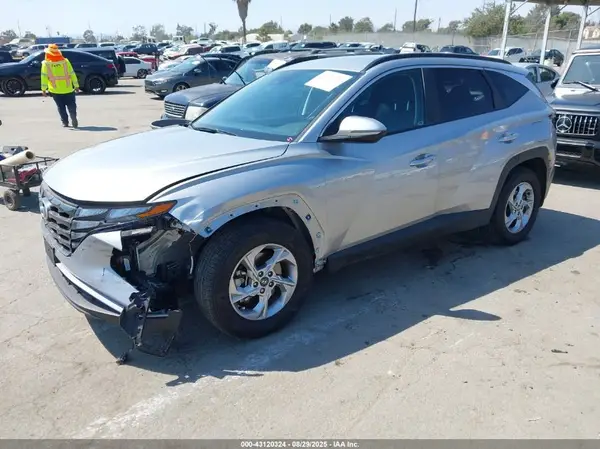 5NMJB3AE2NH138432 2022 HYUNDAI TUCSON - Image 2