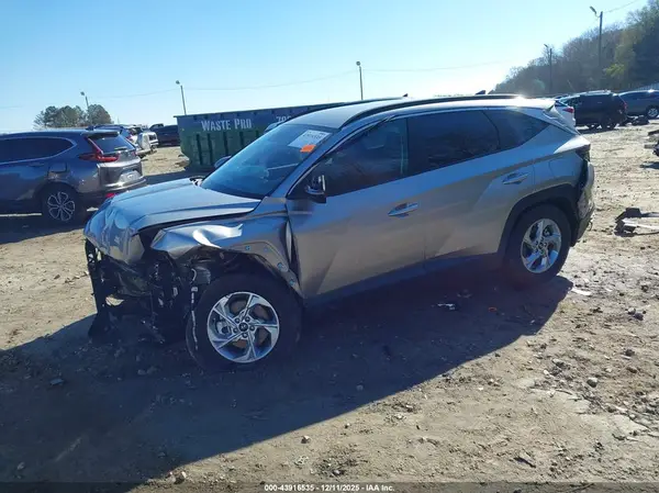 5NMJB3AE2PH247976 2023 HYUNDAI TUCSON - Image 2