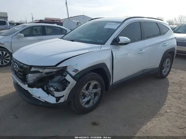 5NMJB3AE3NH014184 2022 HYUNDAI TUCSON - Image 2