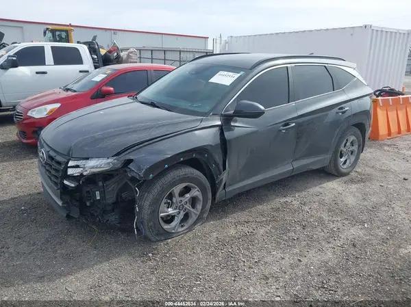 5NMJB3AE3NH060260 2022 HYUNDAI TUCSON - Image 2