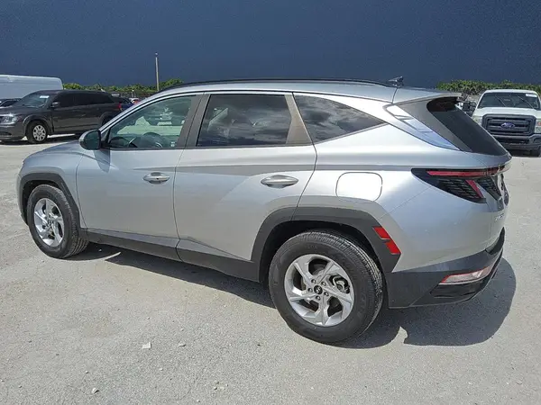 5NMJB3AE3NH120456 2022 HYUNDAI TUCSON - Image 2