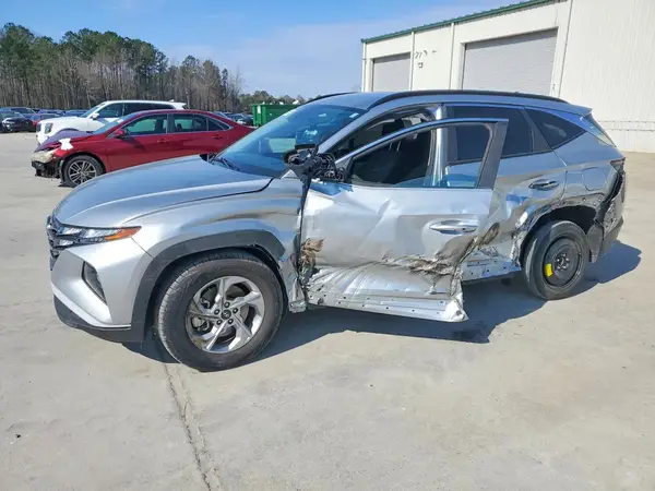 5NMJB3AE3NH138598 2022 HYUNDAI TUCSON - Image 1