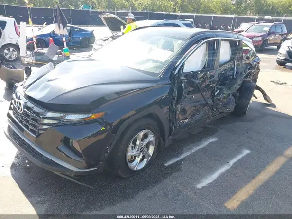 5NMJB3AE3PH243757 2023 HYUNDAI TUCSON - Image 2