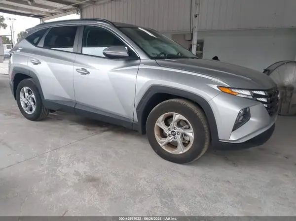 5NMJB3AE3PH267976 2023 HYUNDAI TUCSON - Image 1