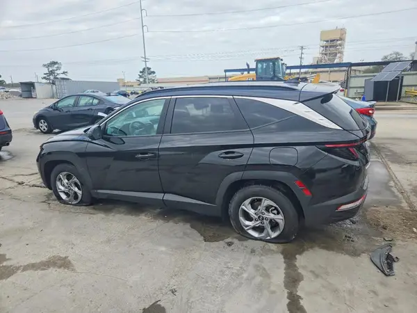 5NMJB3AE3PH282607 2023 HYUNDAI TUCSON - Image 2