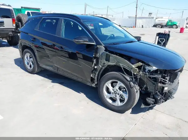 5NMJB3AE4NH108820 2022 HYUNDAI TUCSON - Image 1