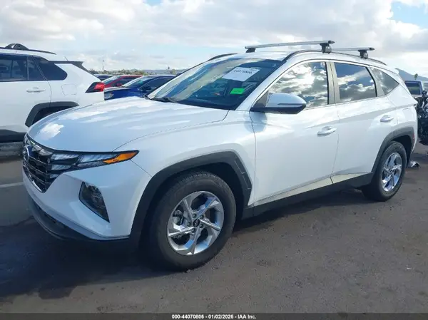 5NMJB3AE4NH111250 2022 HYUNDAI TUCSON - Image 2