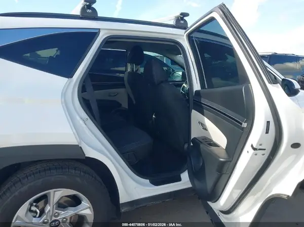 5NMJB3AE4NH111250 2022 HYUNDAI TUCSON - Image 8