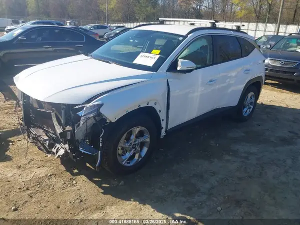 5NMJB3AE4PH197808 2023 HYUNDAI TUCSON - Image 2
