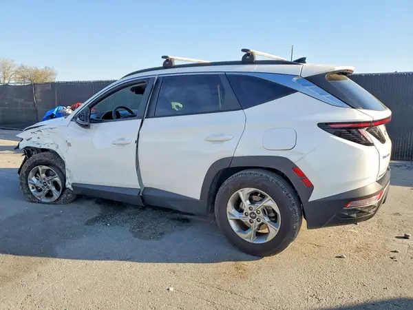 5NMJB3AE4PH240527 2023 HYUNDAI TUCSON - Image 2