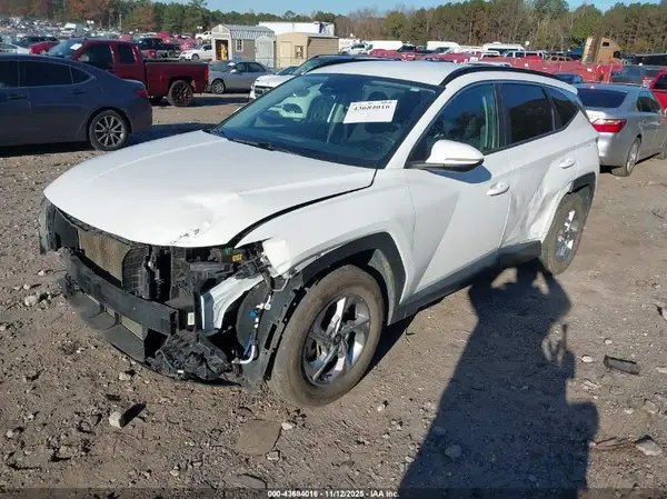 5NMJB3AE4PH284446 2023 HYUNDAI TUCSON - Image 2