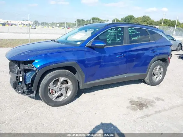 5NMJB3AE5NH005258 2022 HYUNDAI TUCSON - Image 2