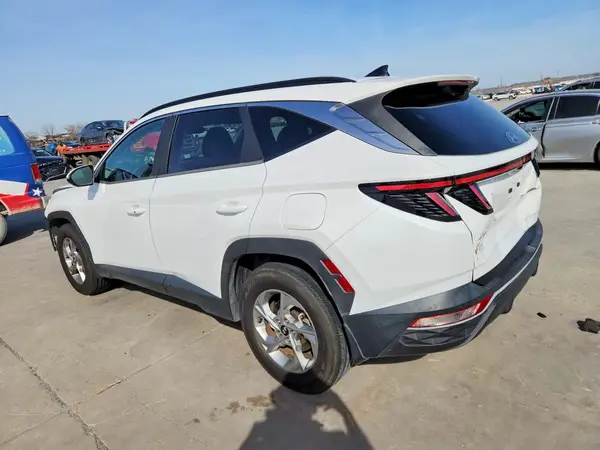 5NMJB3AE5NH037739 2022 HYUNDAI TUCSON - Image 2