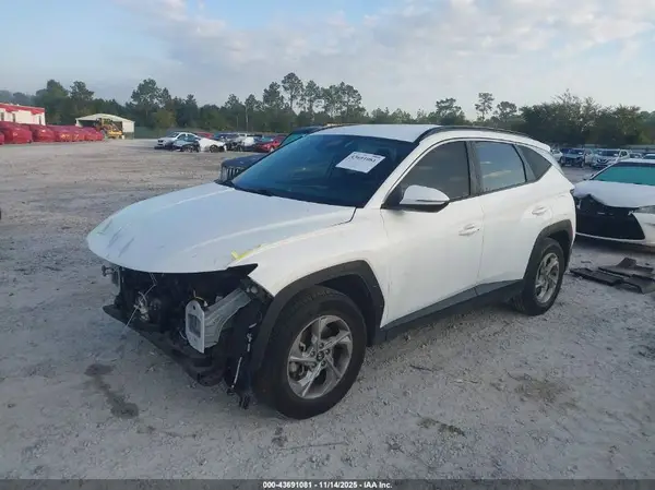 5NMJB3AE5NH038941 2022 HYUNDAI TUCSON - Image 2