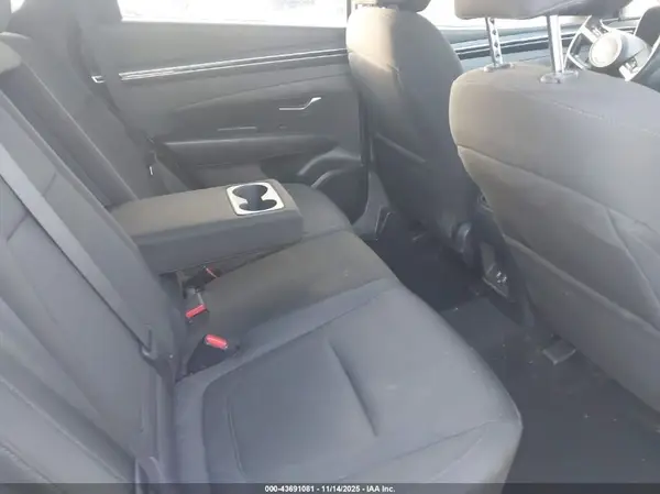 5NMJB3AE5NH038941 2022 HYUNDAI TUCSON - Image 8