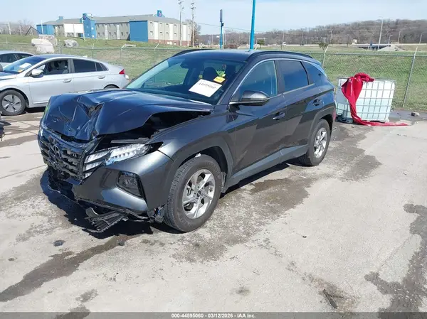 5NMJB3AE5NH049101 2022 HYUNDAI TUCSON - Image 2