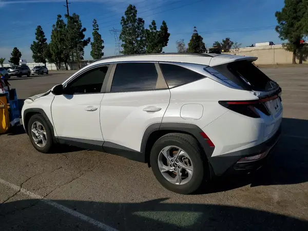 5NMJB3AE5NH146251 2022 HYUNDAI TUCSON - Image 2