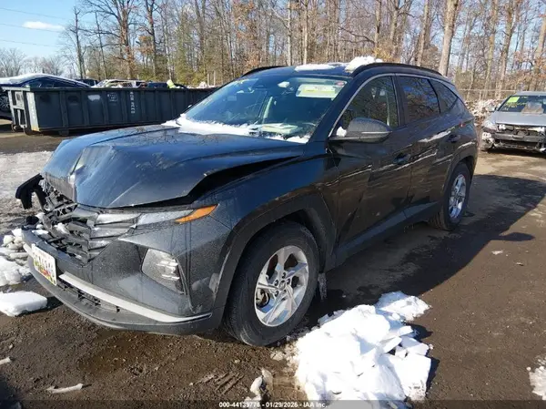 5NMJB3AE5PH284892 2023 HYUNDAI TUCSON - Image 2