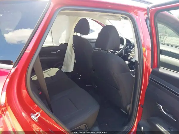 5NMJB3AE6NH070085 2022 HYUNDAI TUCSON - Image 8