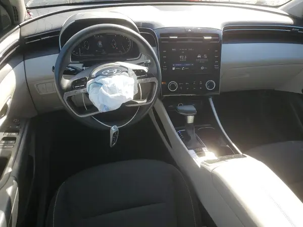 5NMJB3AE6PH205276 2023 HYUNDAI TUCSON - Image 8