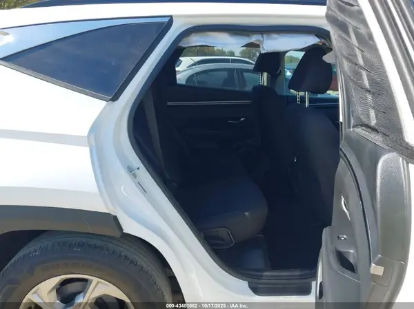 5NMJB3AE6PH254140 2023 HYUNDAI TUCSON - Image 8