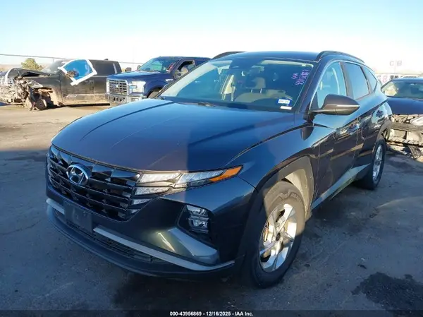 5NMJB3AE7NH005570 2022 HYUNDAI TUCSON - Image 2