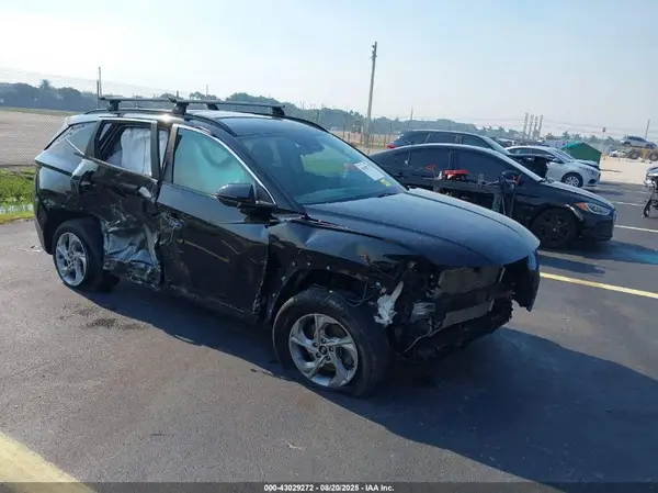 5NMJB3AE7NH044577 2022 HYUNDAI TUCSON - Image 1