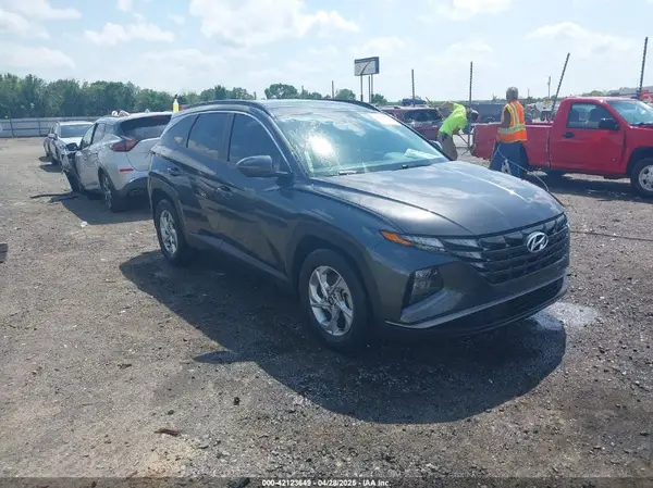 5NMJB3AE7NH064439 2022 HYUNDAI TUCSON - Image 1
