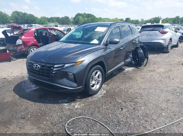 5NMJB3AE7NH064439 2022 HYUNDAI TUCSON - Image 2