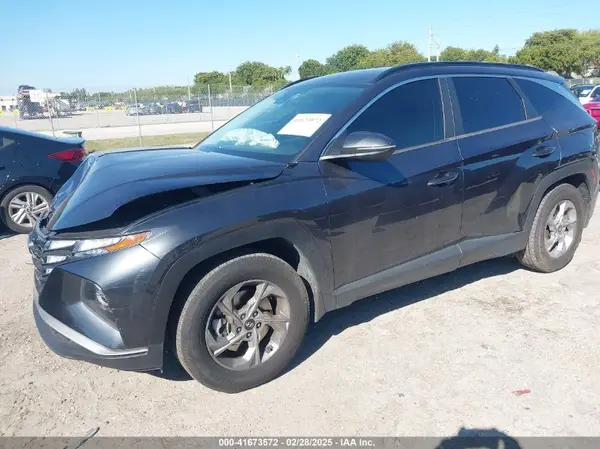 5NMJB3AE7NH065963 2022 HYUNDAI TUCSON - Image 2
