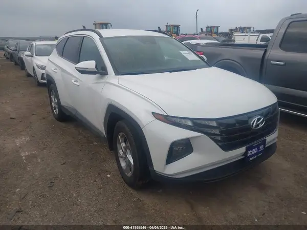 5NMJB3AE7NH084755 2022 HYUNDAI TUCSON - Image 1