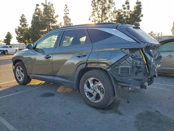 5NMJB3AE7NH092645 2022 HYUNDAI TUCSON - Image 2