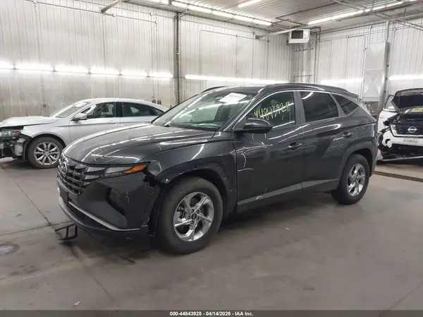 5NMJB3AE7NH106303 2022 HYUNDAI TUCSON - Image 2