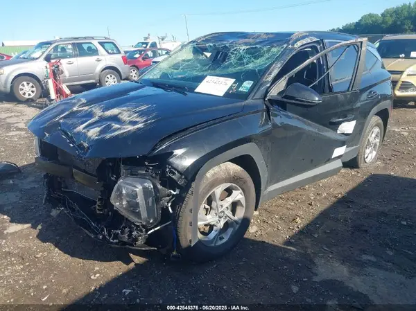 5NMJB3AE7NH137096 2022 HYUNDAI TUCSON - Image 2
