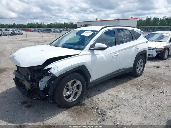 5NMJB3AE7PH285395 2023 HYUNDAI TUCSON - Image 2