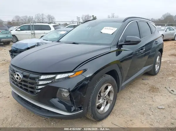5NMJB3AE8NH003990 2022 HYUNDAI TUCSON - Image 2