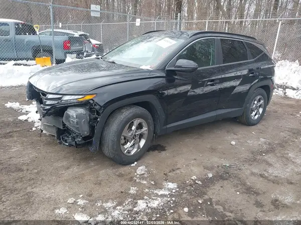 5NMJB3AE8NH005755 2022 HYUNDAI TUCSON - Image 2