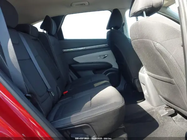 5NMJB3AE8NH038111 2022 HYUNDAI TUCSON - Image 8